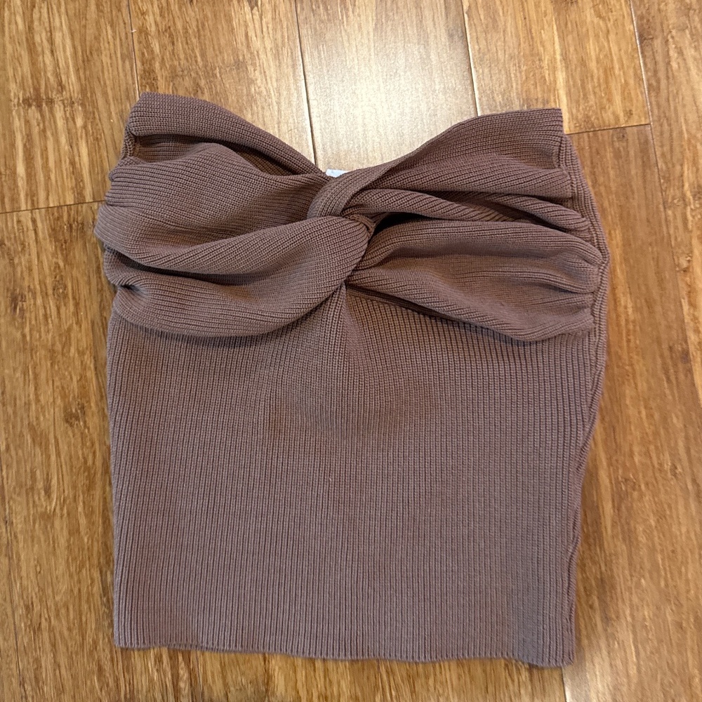 Ribbed Twist-Front Strapless Tank Top - Brown